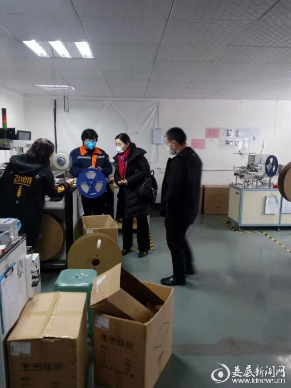 市商务粮食局驻企联络员开展为企业服务工作