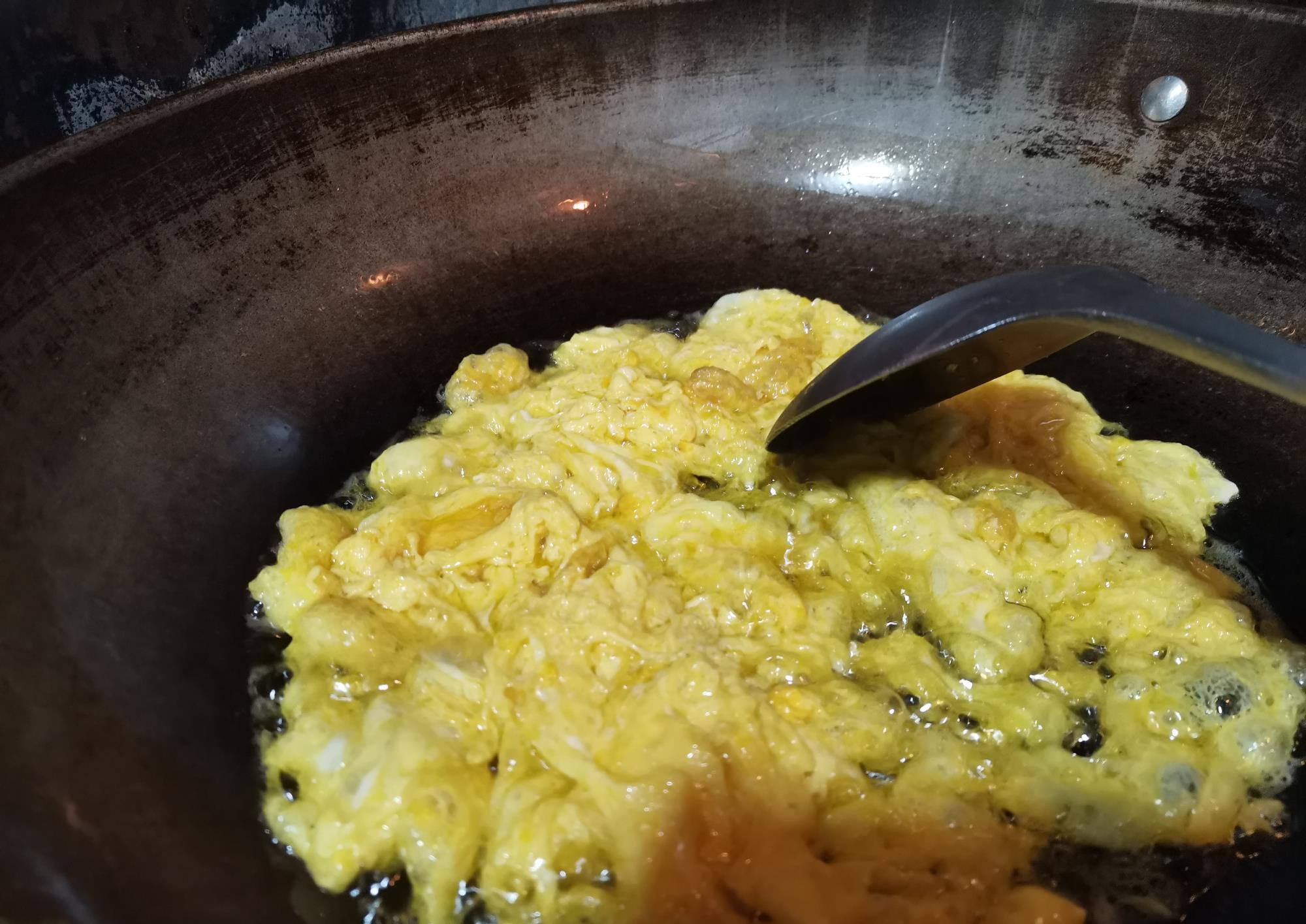 烧烤味蛋炒饭在家呆久了解解馋
