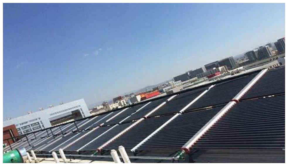 “反太阳能装置”诞生，专门以黑暗能量为食，白天吸热晚上吸冷