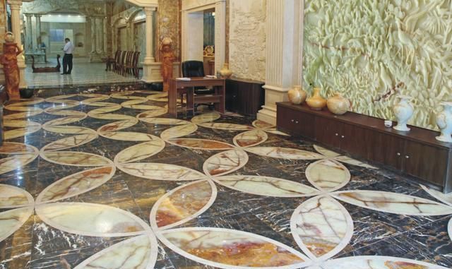 地砖铺设没个性化？那就别再用传统水刀拼花