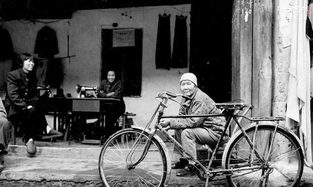 为何70年代的缝纫机还有人高价回收，能做什么