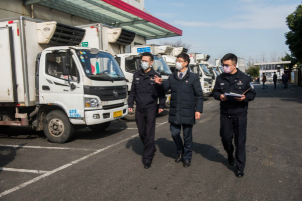 运输车滞留黑龙江,申城大豆告急!宝山警方助力“菜篮子”供应畅通