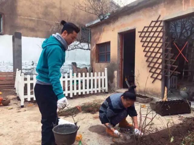 10000元能干什么?她建了民宿+花园+咖啡厅+摄影棚+餐厅……