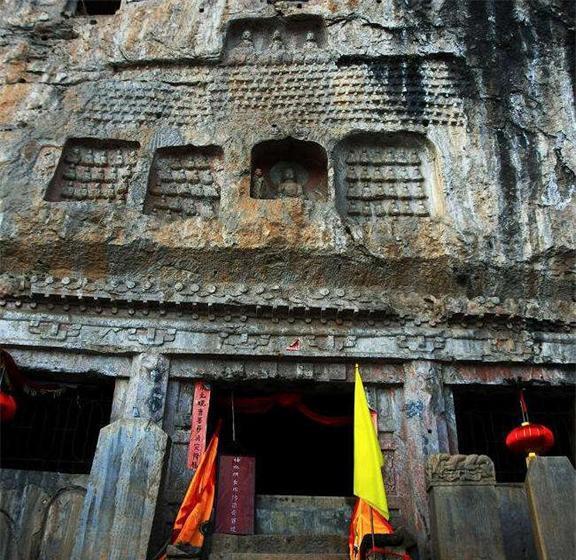 长治平顺佛门石雕金灯寺石窟