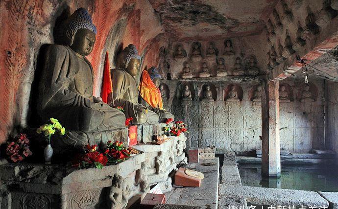 长治平顺佛门石雕金灯寺石窟