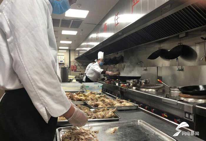 65秒丨单人单间、餐具专用……回家的山东医疗队休整的环境是这样的