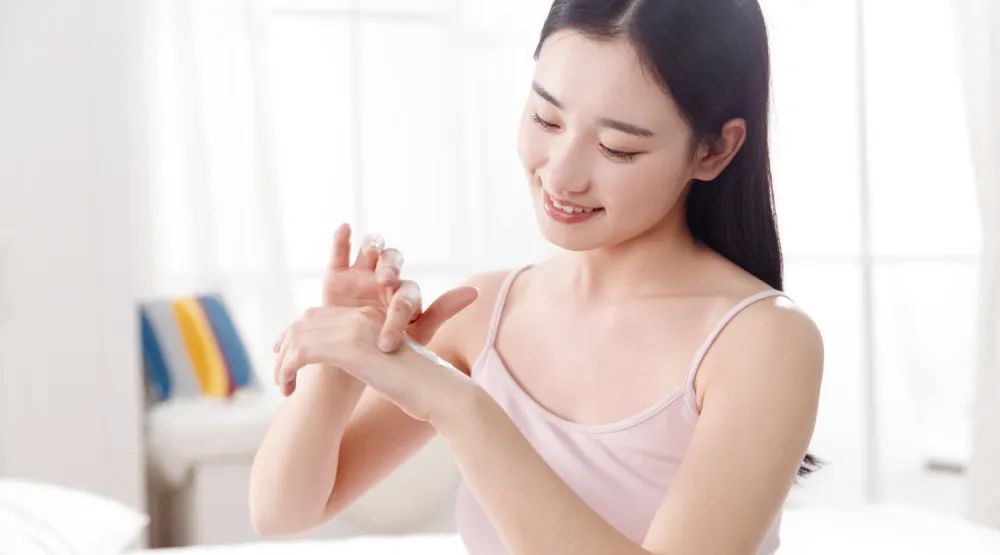 干燥起纹、红敏掉屑?可能是洗澡没洗对!
