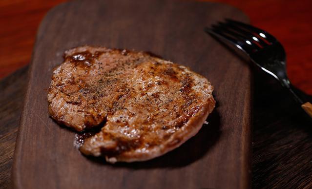 它是猪身上“最”好吃的肉，味道堪比“牛排”，老屠夫都不舍得卖