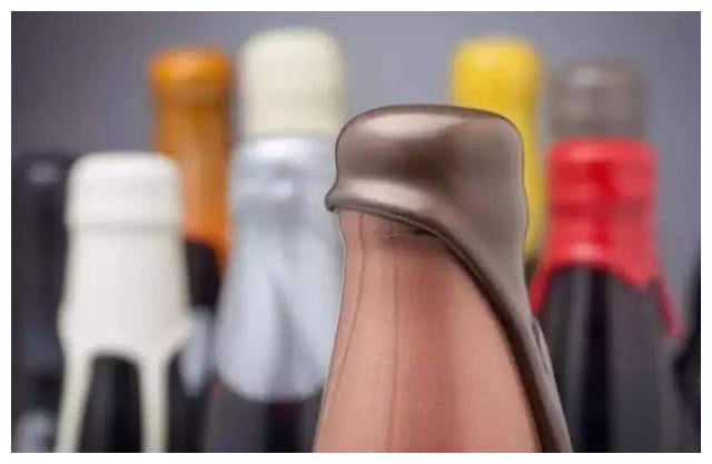 蜡封的葡萄酒怎么开？是不是蜡封的红酒更好？