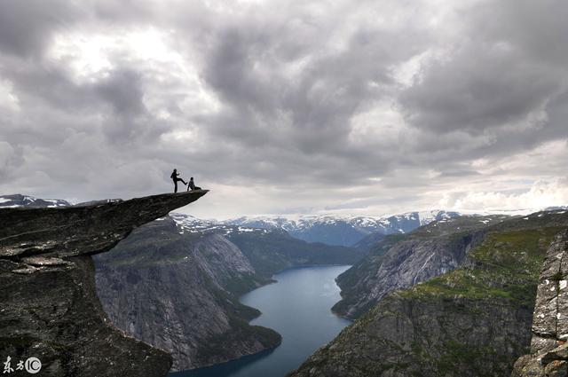 恶魔之舌太危险了,但为何不安装护栏?挪威人的理由我服气!